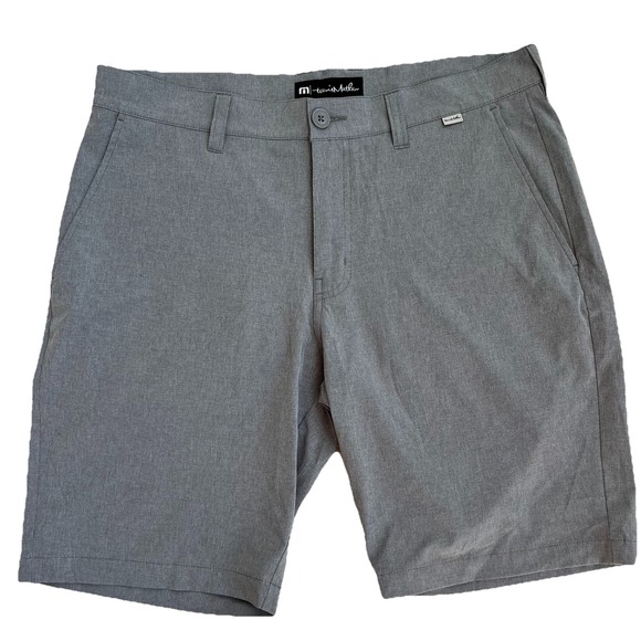Travis Mathew Shorts Mens 34 Pockets Button Lightweight Outdoors Chino Gray - Picture 1 of 8